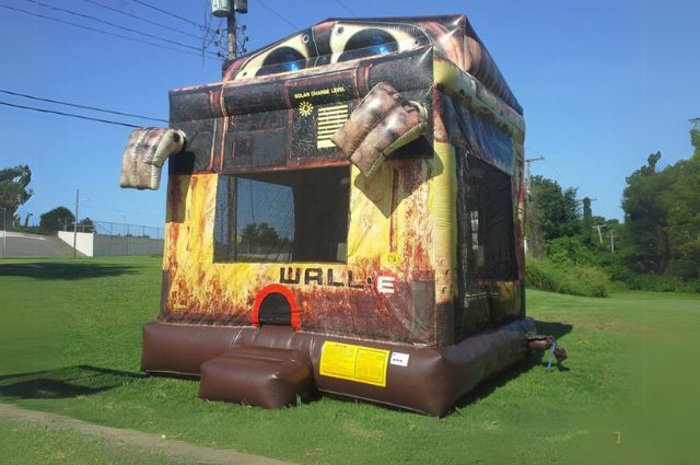 Bounce House Fun Starts Here in Tulsa