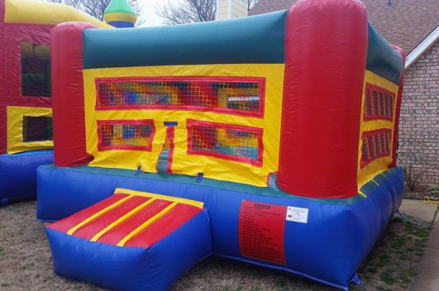 Quality Bounce Houses Delivered to Your Tulsa Home